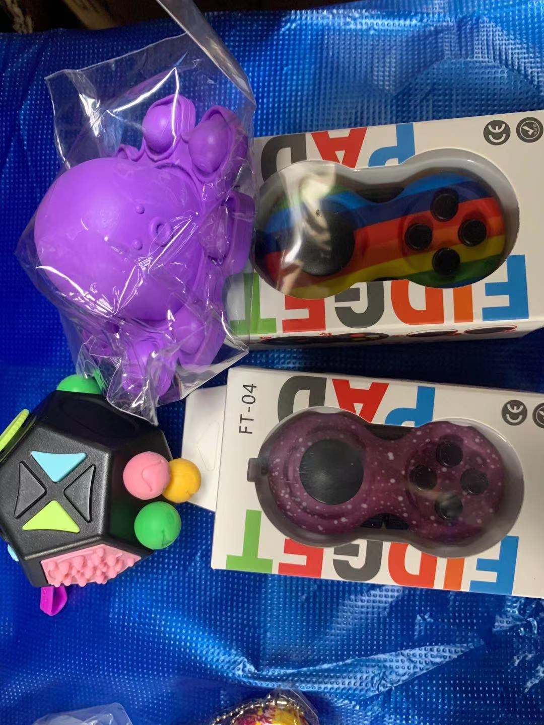 Lucky box! random fidget toy set pop it set