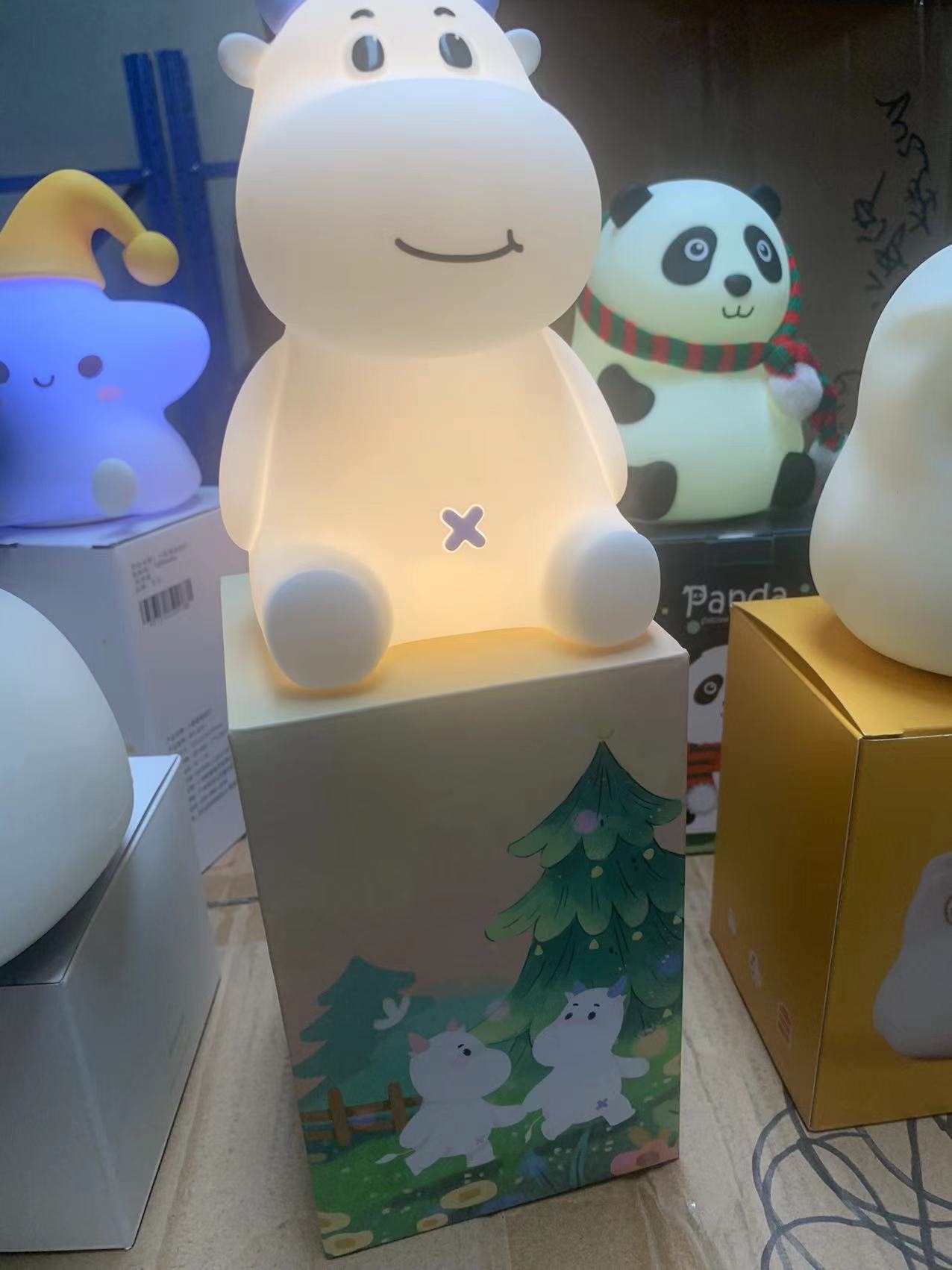 SILICONE NIHGT LIGHT, NIGHT LAMP, FEED LAMP,CUTE LAMP,ANIMAL LAMP