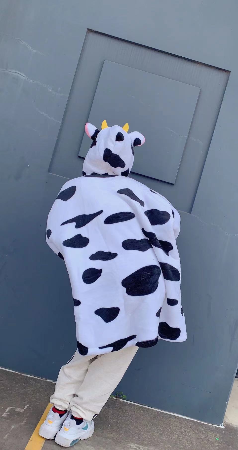 OVERSIZE HOODIE cow OVERSIZE HOODIE