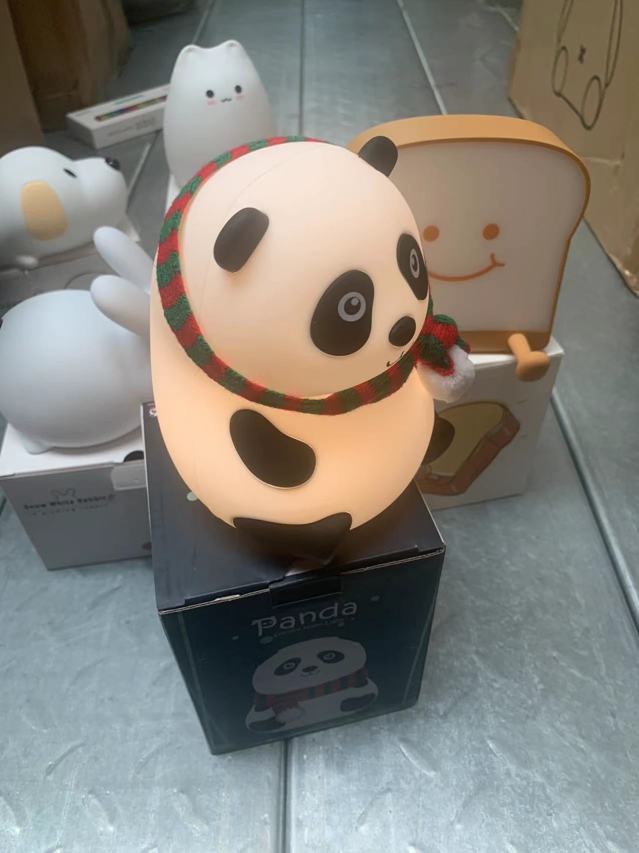 SILICONE NIHGT LIGHT, NIGHT LAMP, FEED LAMP,CUTE LAMP,ANIMAL LAMP