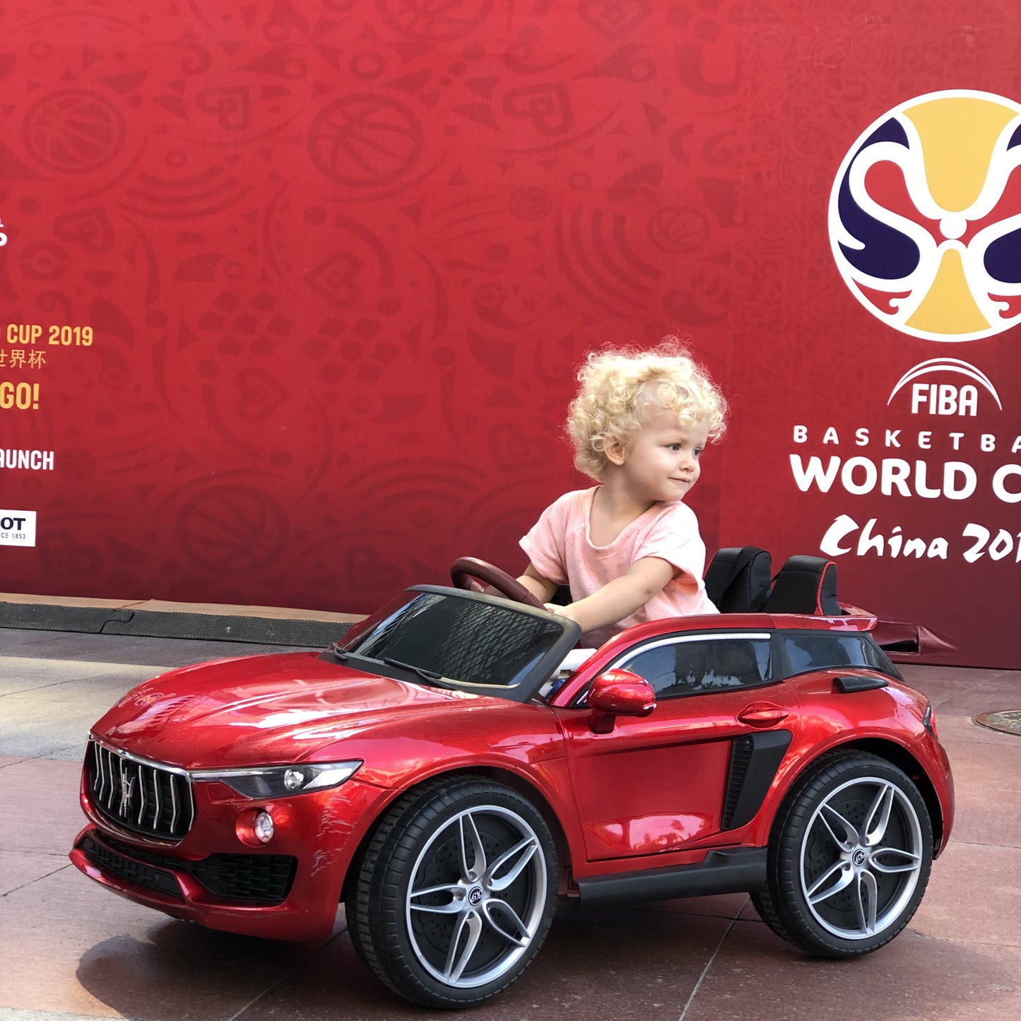 KIDS RIDE ON CAR MASERATI-car