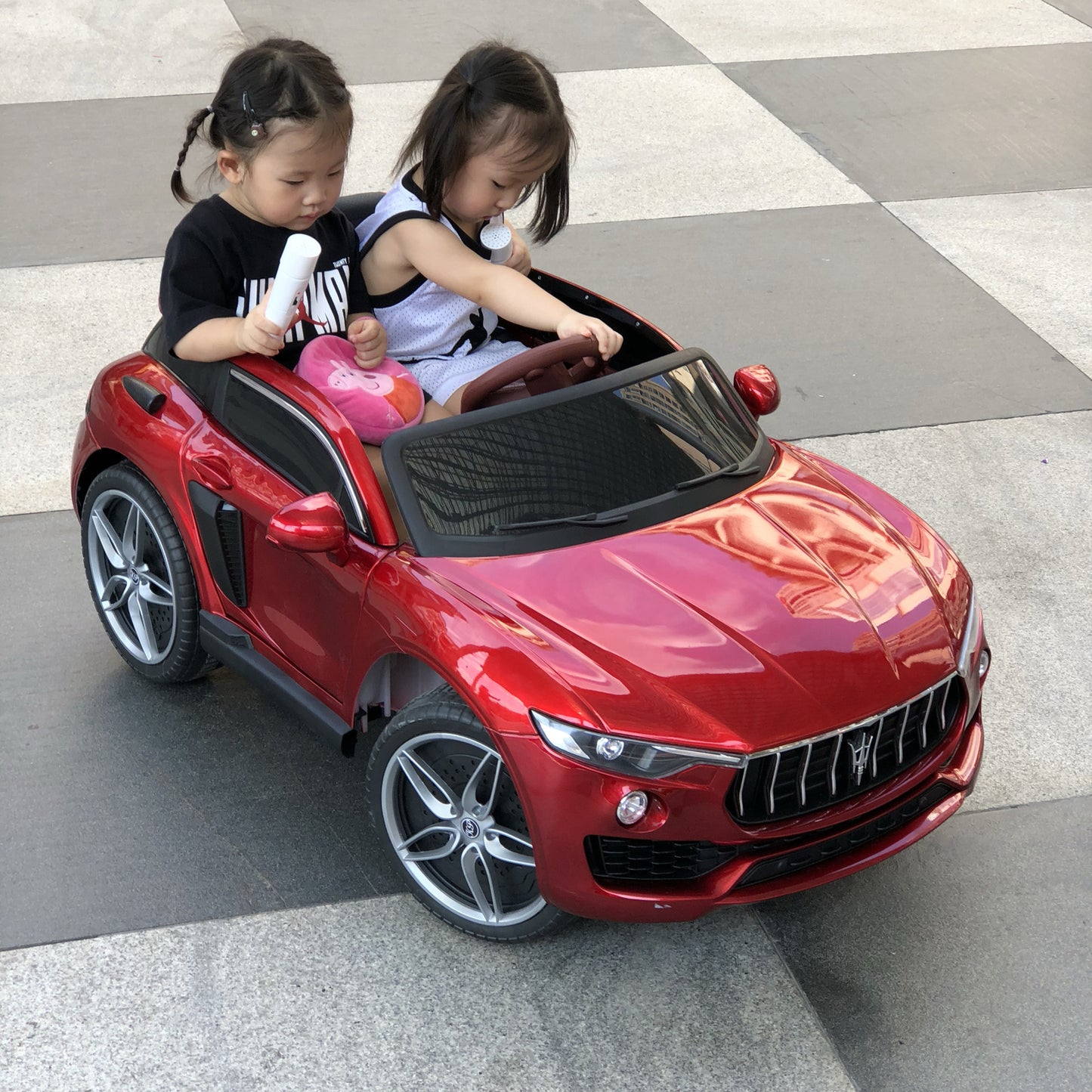 KIDS RIDE ON CAR MASERATI-car