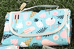 Camping Beach Picnic Blanket 2M*2M Waterproof Mat Travel Rug Outdoor Large au stocks