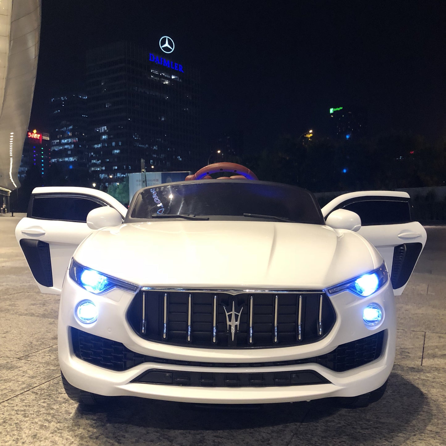 KIDS RIDE ON CAR MASERATI-car