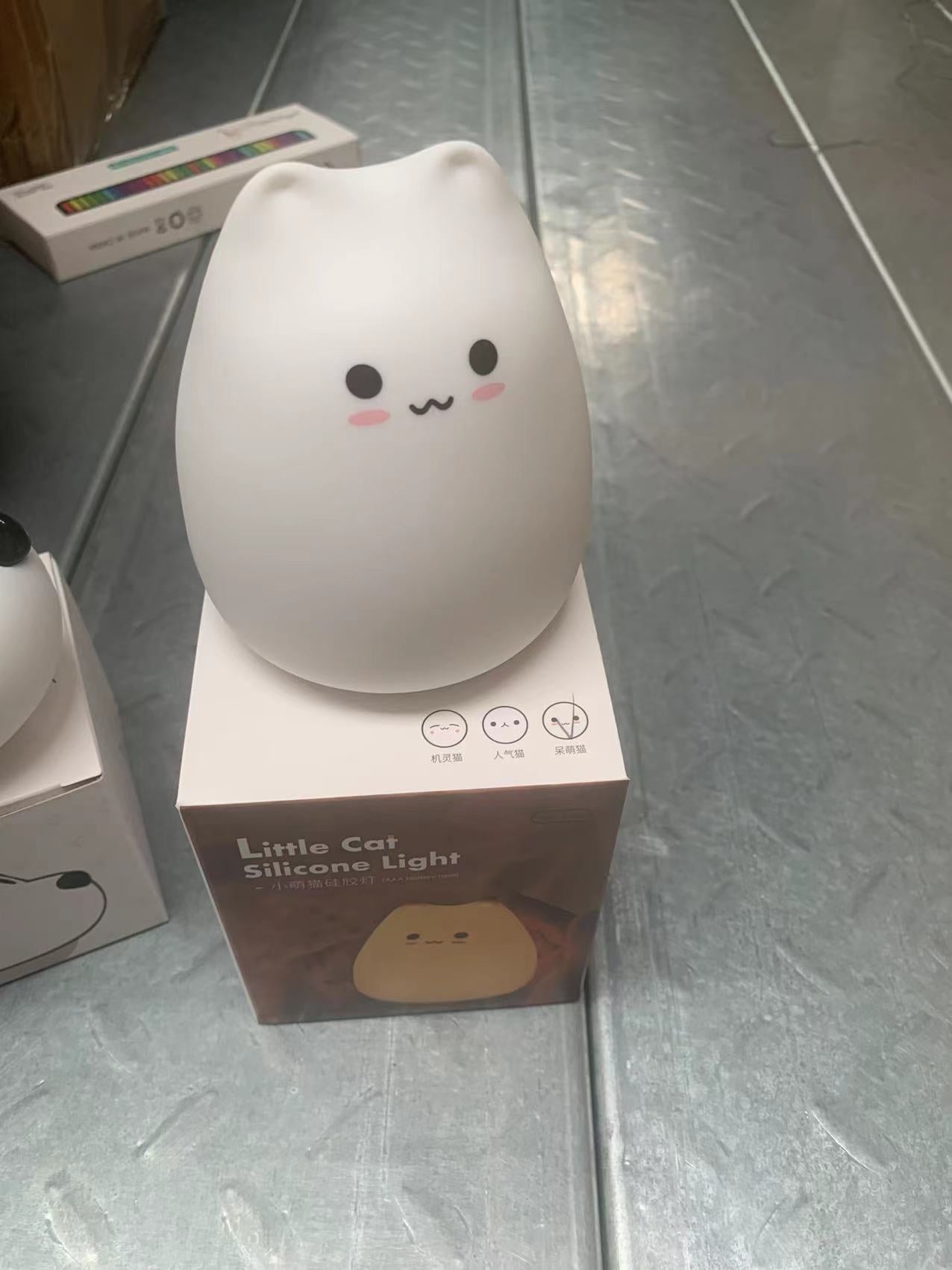 SILICONE NIHGT LIGHT, NIGHT LAMP, FEED LAMP,CUTE LAMP,ANIMAL LAMP