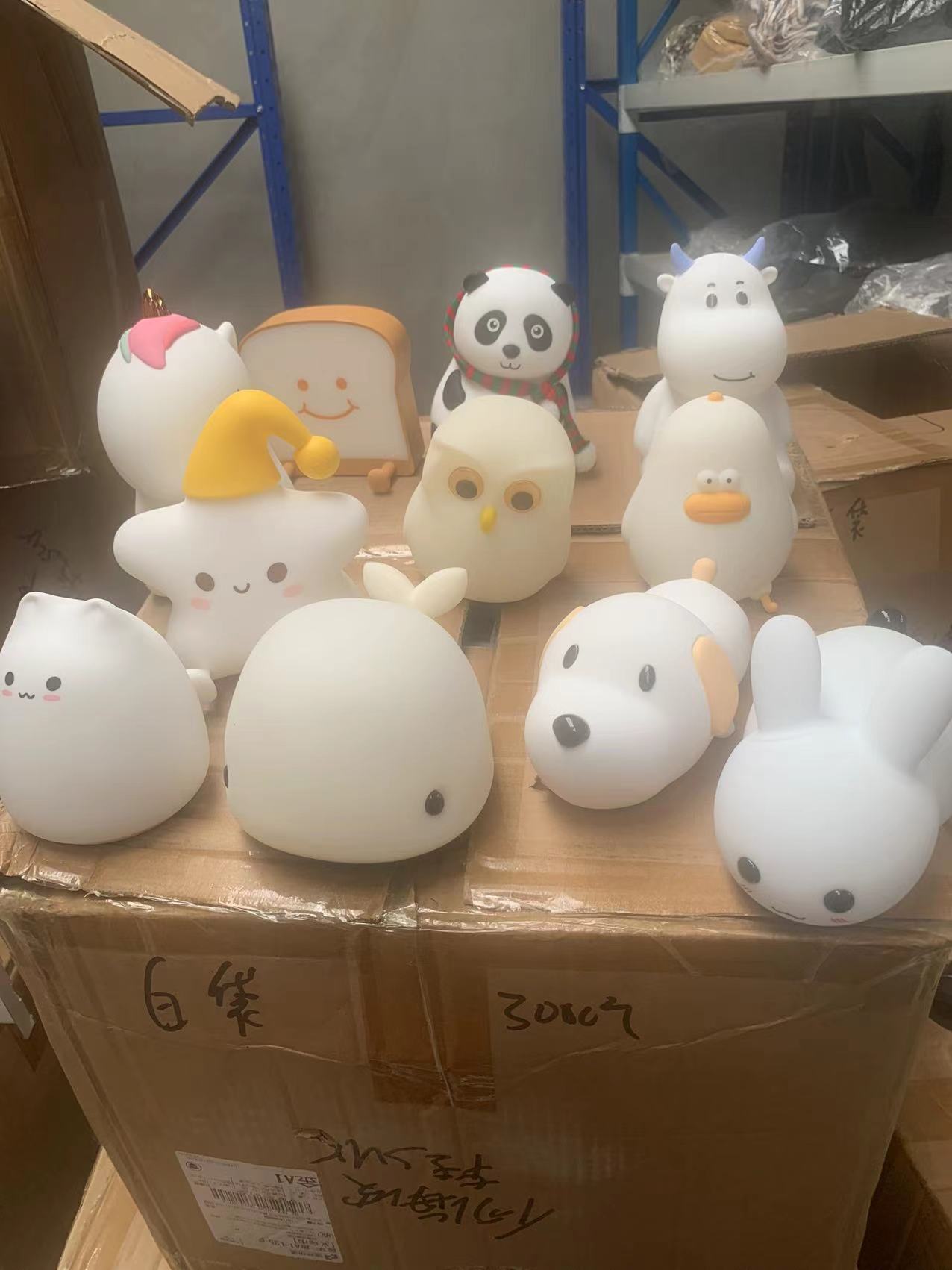 SILICONE NIHGT LIGHT, NIGHT LAMP, FEED LAMP,CUTE LAMP,ANIMAL LAMP