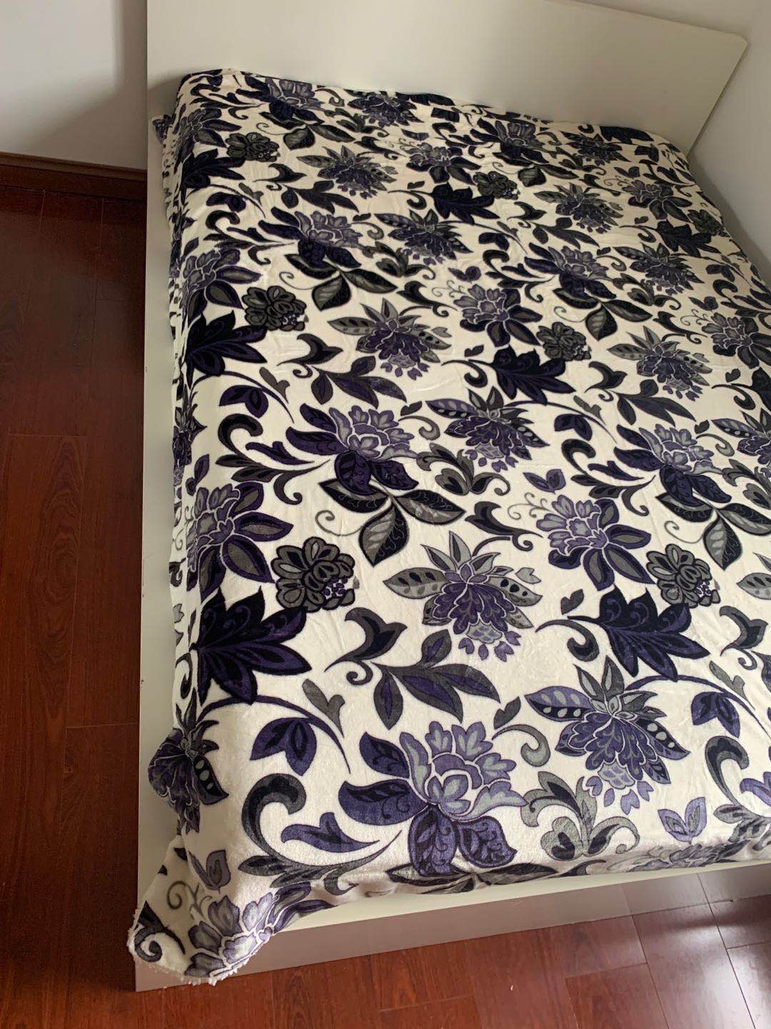thick winter blanket flemingo flower-queen size