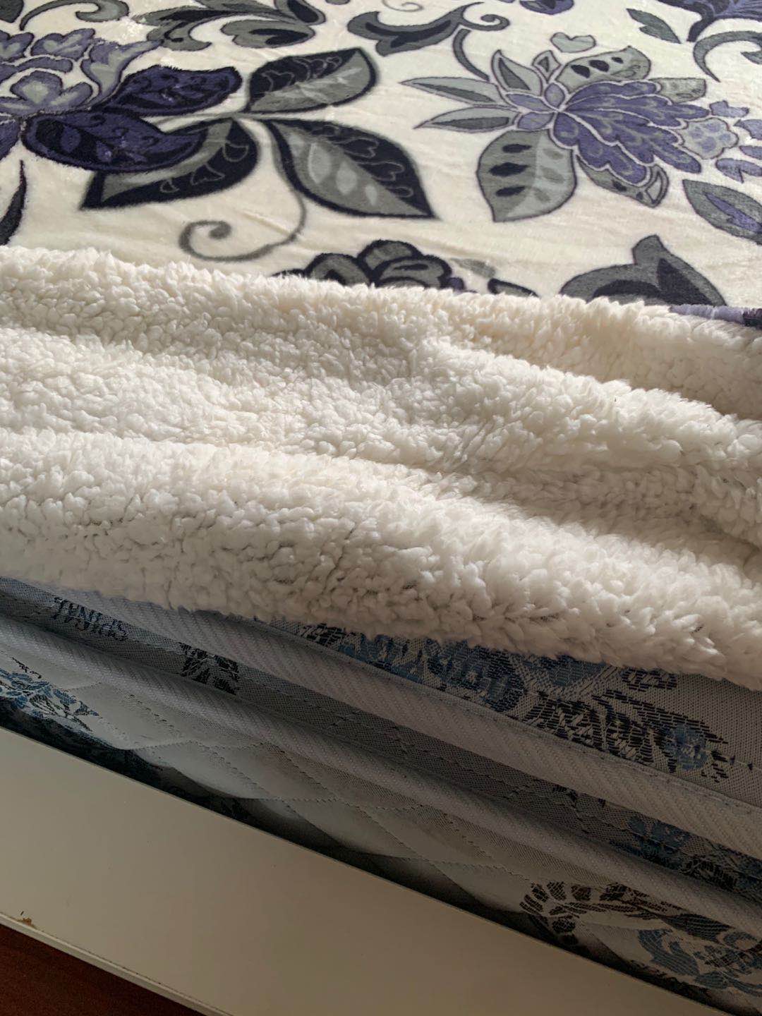thick winter blanket flemingo flower-queen size