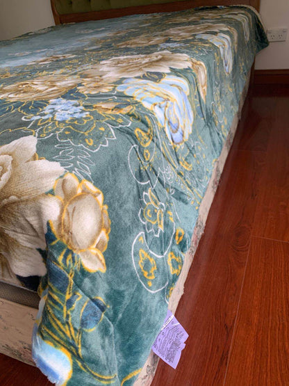 thick winter blanket flemingo flower-queen size